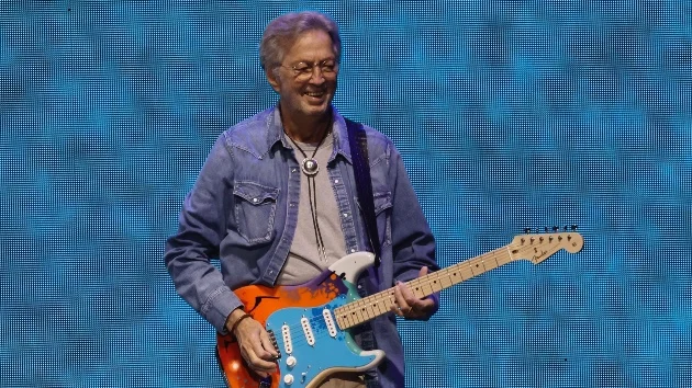 Eric Clapton denies claims hes reliant on a wheelchair