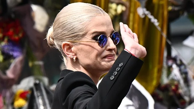 Kelly Osbourne slams WWE wrestler Becky Lynch following Birmingham diss