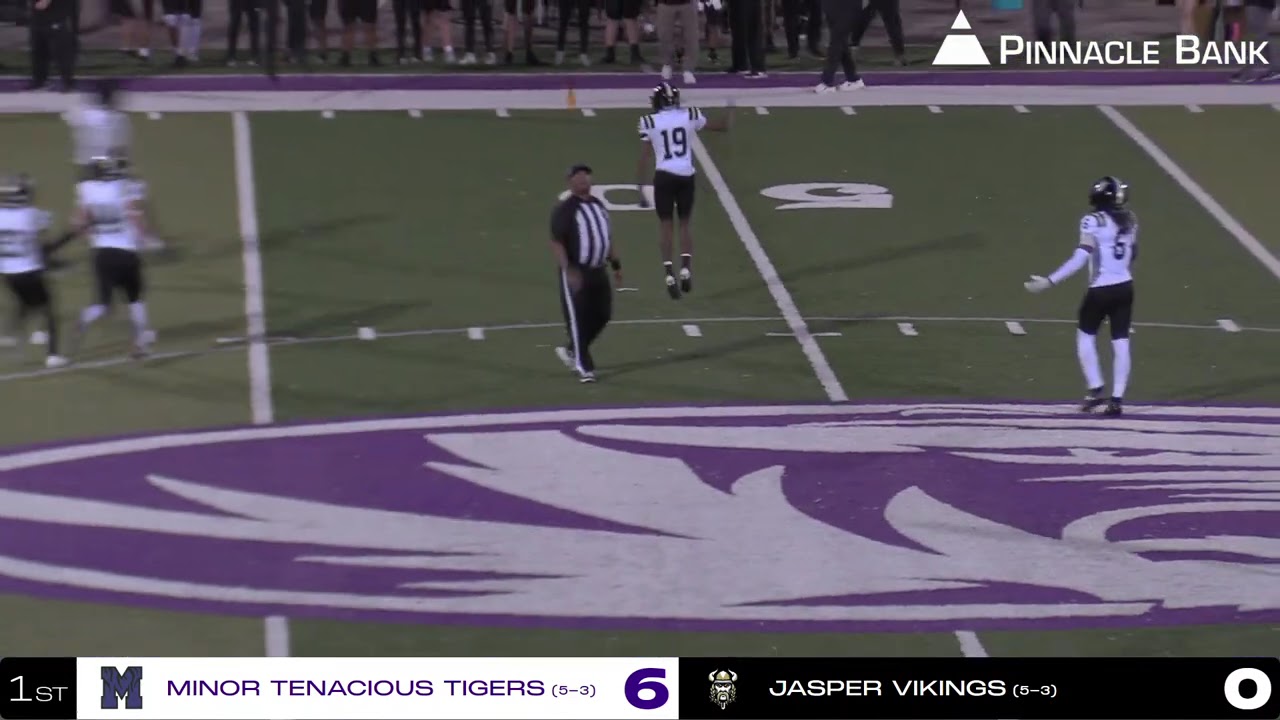 Trehvious Hood (#19) – Diving Interception